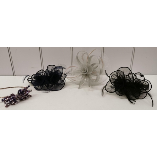 662 - A selection of fifteen fascinators, hair pieces & fans.