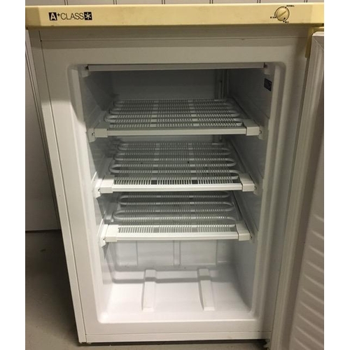 1582 - An  'Indesit' undercounter freezer. Model no. TZAA10 UK. PAT test pass & functionality test indicate... 