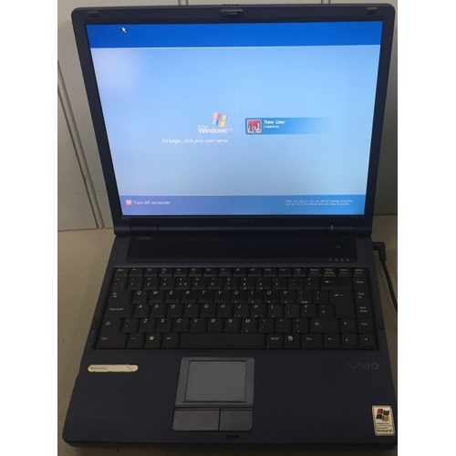 1585 - A Sony Vaio PCG-9L1M 15