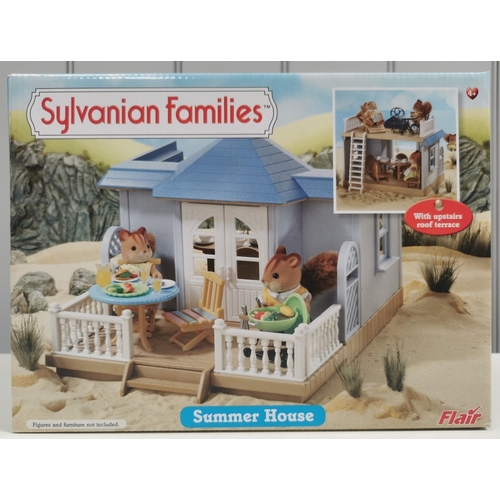 4514 - Sylvanian Families Summer House.  Manufacturer/Model No: Flair 4427.  Unchecked for completeness.