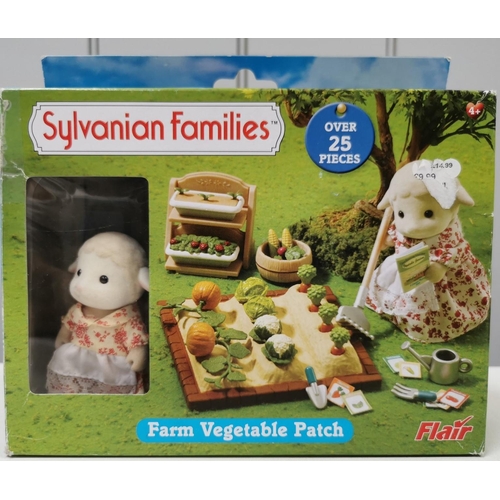 4592 - Sylvanian Families Farm Vegetable Patch.  Manufacturer/Model No: Flair 4758.  Unchecked for complete... 