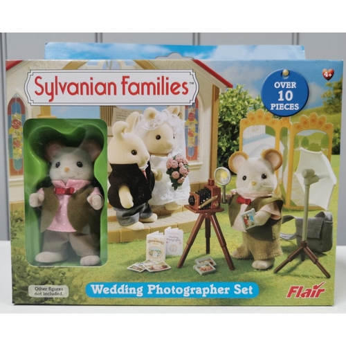 4603 - Sylvanian Families Wedding Photographer Set.  Manufacturer/Model No: Flair 4777.  Unchecked for comp... 