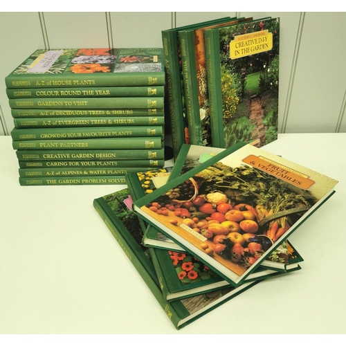 3143 - A set of eighteen hardback volumes of 'Successful Gardening' magazines from Readers Digest.