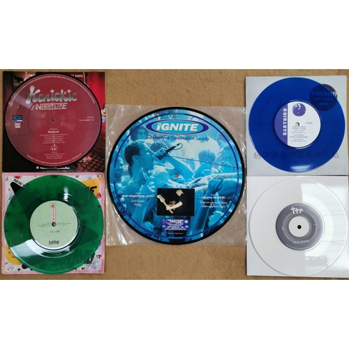 3620 - A collection of five picture discs & coloured vinyl singles. To include 'Ad-Libs - Inferno' (green v... 