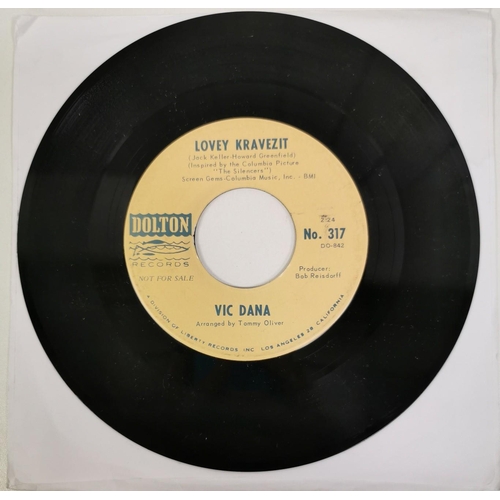 3674 - A promotional 'Hello Roommate' vinyl single, by 'Vic Dana'. Disc no. 317.