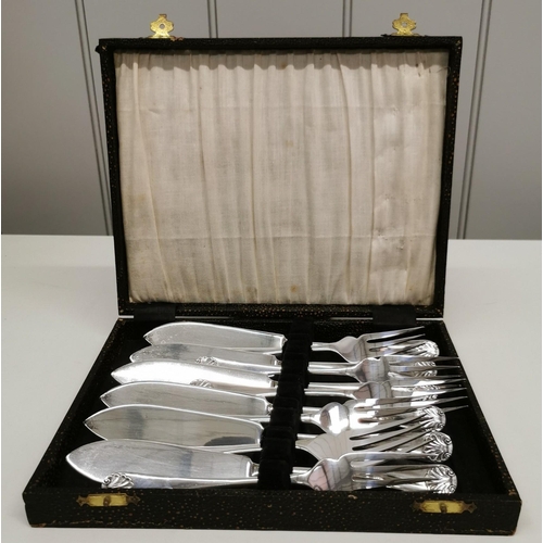 433 - A selection of vintage, silver-plated tableware. To include a cased fish knife & fork set, tea & cof... 