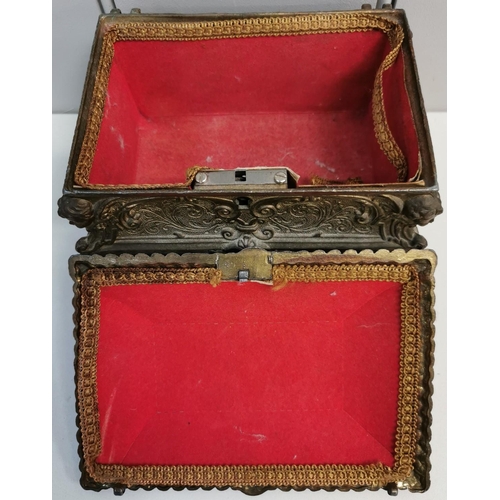 422 - A 19th century, French, brass jewellery casket. No key present. Lid is unhinged from base. Dimension... 