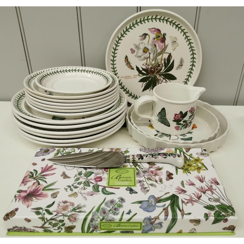 514 - A collection of thirty pieces of Portmeirion tableware. To include plates, flan dishes, cake slice, ... 