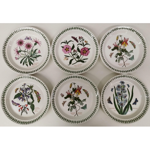 514 - A collection of thirty pieces of Portmeirion tableware. To include plates, flan dishes, cake slice, ... 