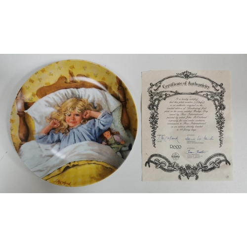 577 - A collection of three boxed display plates. Each complete with certificates of authenticity. To incl... 