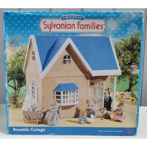 4643 - Sylvanian Families Bramble Cottage.  Manufacturer/Model No: Flair 4926.  Unchecked for completeness.