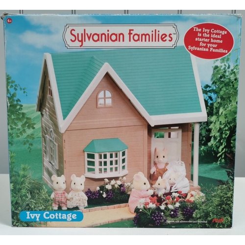 4646 - Sylvanian Families Ivy Cottage.  Manufacturer/Model No: Flair 4932.  Unchecked for completeness.