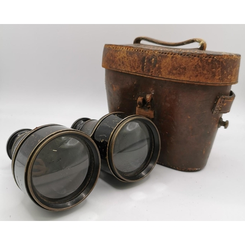 251 - A pair of WWI-era 'Ross of London' military binoculars, with original leather case.