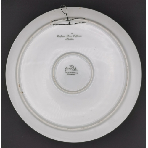 274 - A WW1 Imperial German commemorative plate 'Drauf! 1914'. Maker's mark to base 'Rosenthal'; artist Pr... 