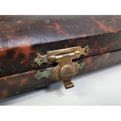 293 - An SS Dagger presentation case, with hinged lid.