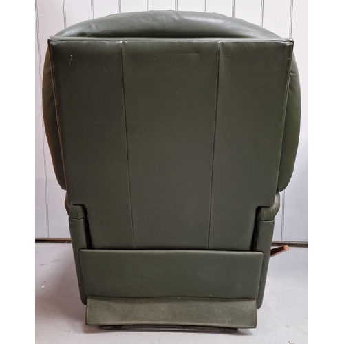 113 - A green leather, manual reclining 'La-Z-Boy' armchair. Dimensions(cm) H103(40 to seat), W84, D50/90.