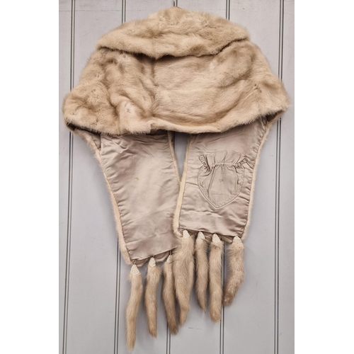 835 - A vintage mink stole.