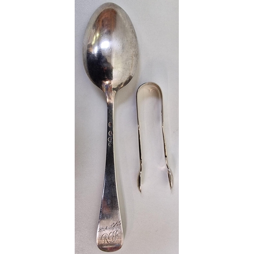 863 - A mixed lot of vintage & antique cutlery & tableware. To include hallmarked sterling silver sugar ni... 