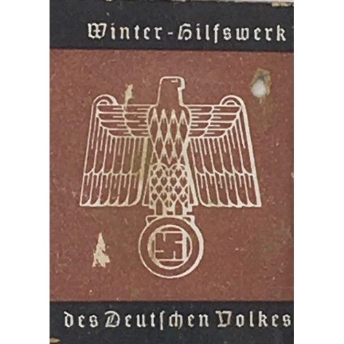 154 - A pair of pre-WWII German propaganda mini books. 'Der Fuhrer macht Geschichite' (The Leader makes Hi... 