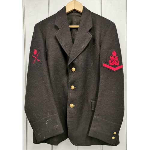 157 - A WWII era, Royal Navy Petty Officer Chief Electrician's Tunic.