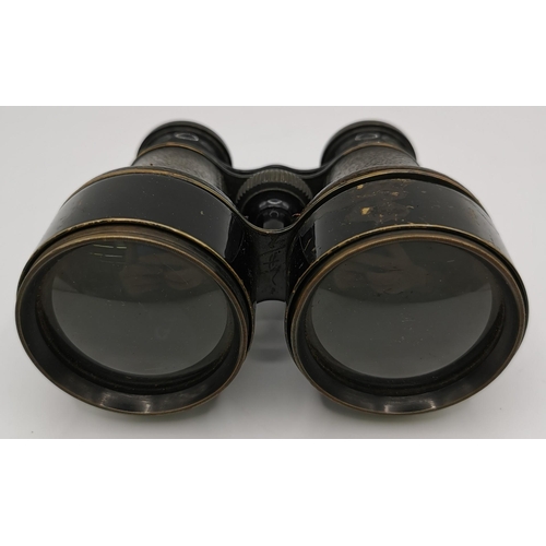 251 - A pair of WWI-era 'Ross of London' military binoculars, with original leather case.