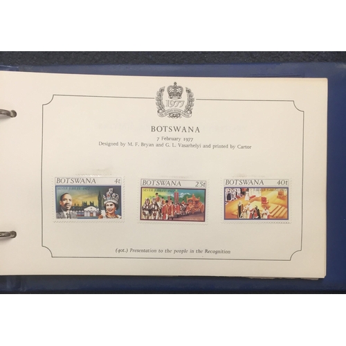 1637 - A complete set of 1977 Queen's silver jubilee stamp collection.