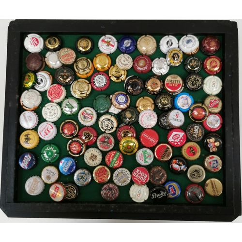 1646 - A collector's set of drawer trays, with a large collection of breweriana. To include bottle openers,... 