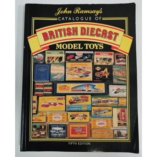 2535 - A selection of magazines & booklets related to model collecting. To include 'British Diecast Model T... 