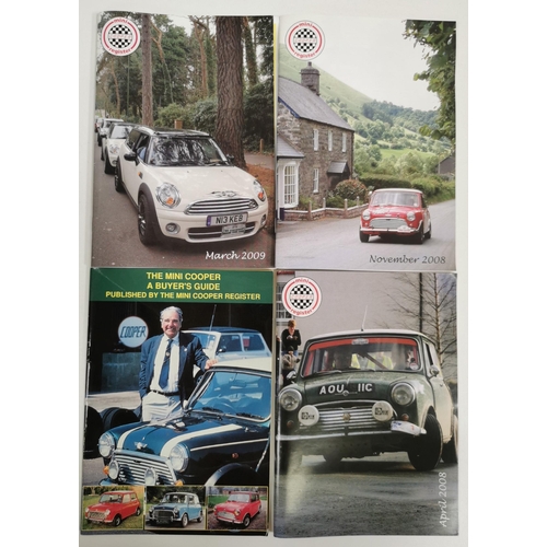 2535 - A selection of magazines & booklets related to model collecting. To include 'British Diecast Model T... 