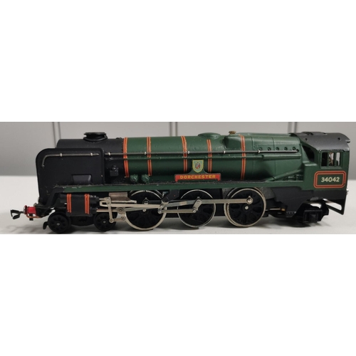 2731 - A partially boxed Hornby-Dublo BR 4-6-2 West Country Class Locomotive 'Dorchester' green. Model no.3... 