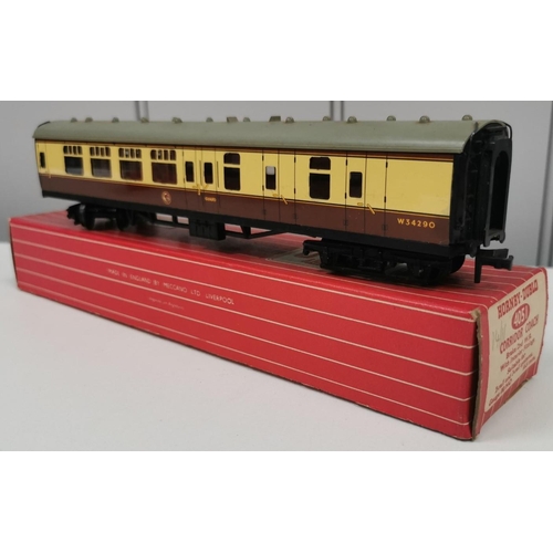 2734 - A collection of four, boxed Hornby-Dublo Coaches. To include Corridor Coach Brake/2nd W.R.; Corridor... 