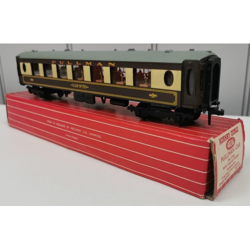 2734 - A collection of four, boxed Hornby-Dublo Coaches. To include Corridor Coach Brake/2nd W.R.; Corridor... 