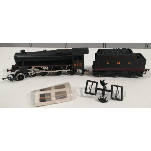 2795 - A boxed, Hornby OO scale, 4-6-0 Locomotive - 'G.W.R. Hall Class 'Kneller Hall', complete with origin... 