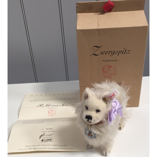 4020 - Steiff 'Toy German Spitz' dog. White mohair, with accompanying collar & ribbon, from 2000/2001. Cata... 