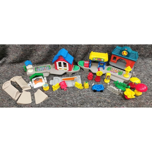 1837 - A collection of Fisher Price Little People  items, with a town/city theme & accessories.