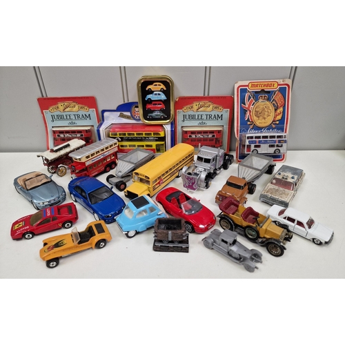 2170 - A mixed collection of diecast vehicles & accessories.