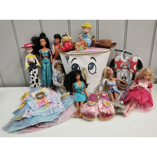 4149F - A large collection of Disney toys, dolls & accessories. To include a 'Chip' backpack, seven dolls et... 