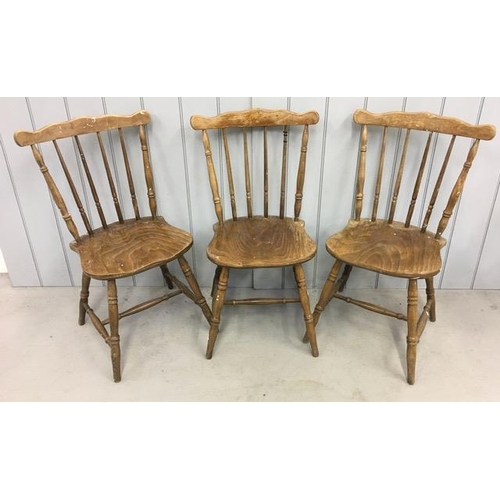 156 - A set of three, Windsor chairs. Dimensions(cm) H86(45 to seat), W42, D43.