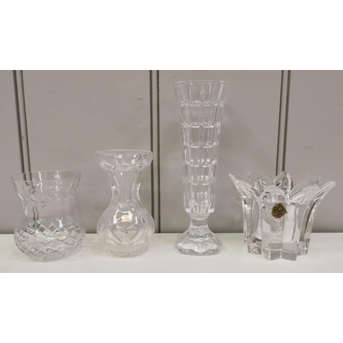 227 - A selection of eight crystal & cut-glass decorative pieces. To include fruit bowls, bonbon dish, vas... 