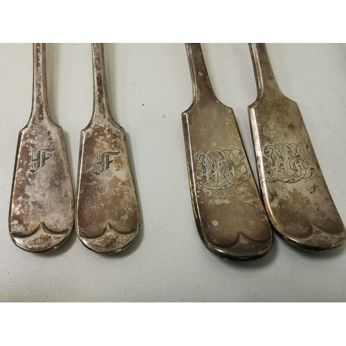 1260 - A selection of eight vintage silver-plated forks & a wooden spoon.