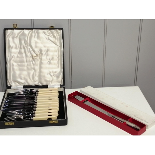 1293 - A vintage, boxed 'Butlers of Sheffield' twelve-piece fish knives & forks set, together with a boxed ... 