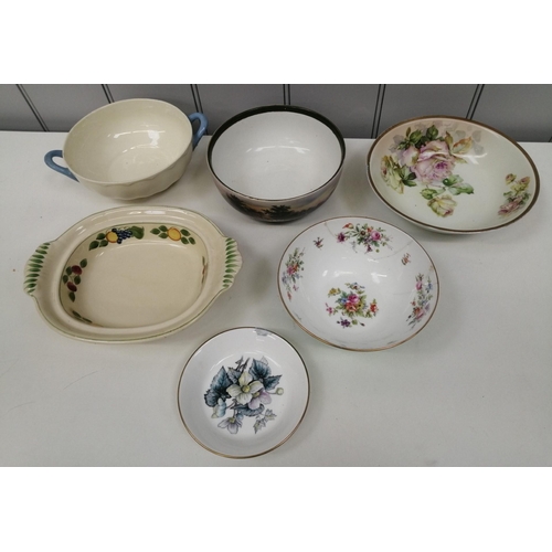 1320 - A small selection of vintage bowls & a dish. To include 'Royal Worcester', 'Grindley', 'Minton', 'Ad... 