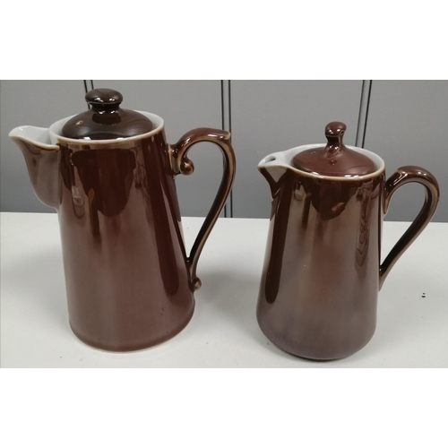 1413 - A pair of matching, retro 'Royal Worcester' lidded coffee pots. Height 16cm & 14cm.