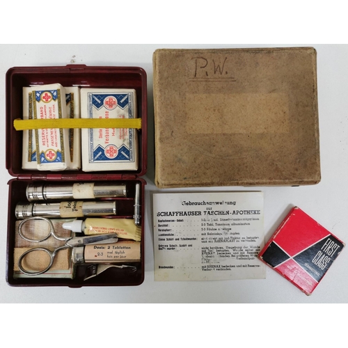 1448 - A vintage German First Aid kit. Dimensions(cm) H4, W10, D8.