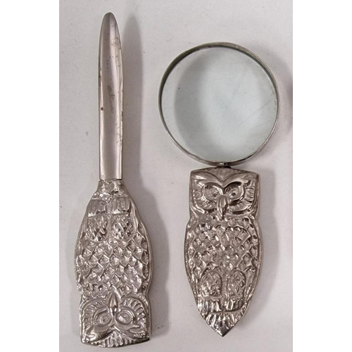 1430 - A collection of vintage items. To include a matching owl magnifying glass & letter opener, cigarette... 