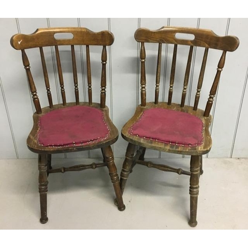 82 - A pair of 19th century Windsor chairs, with fabric seat pads. Dimensions(cm) H84(47 to seat), W42, D... 