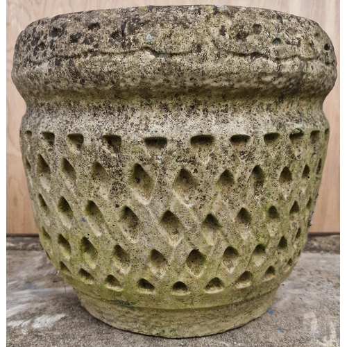 467 - A stone garden planter, together with another trough-style example. Respective dimensions(cm) H30/16... 