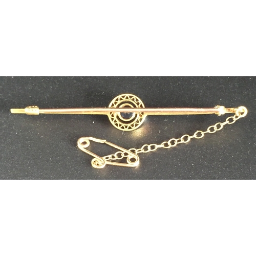 651 - Two pretty, hallmarked 9ct gold brooches. To include a pin flower example & another safety chained w... 