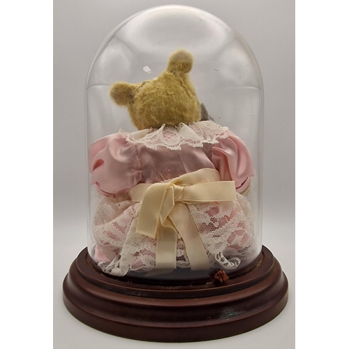 746 - A dome-cased pair of handmade bears, by Sylvia Bance, entitled 'Florence & Fluff. Limited edition 7/... 