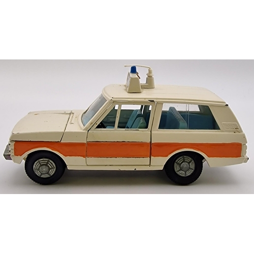 865 - A duo of original, boxed 'Dinky models - Fire Chief's Car & Police Patrol Range Rover', model no's 1... 